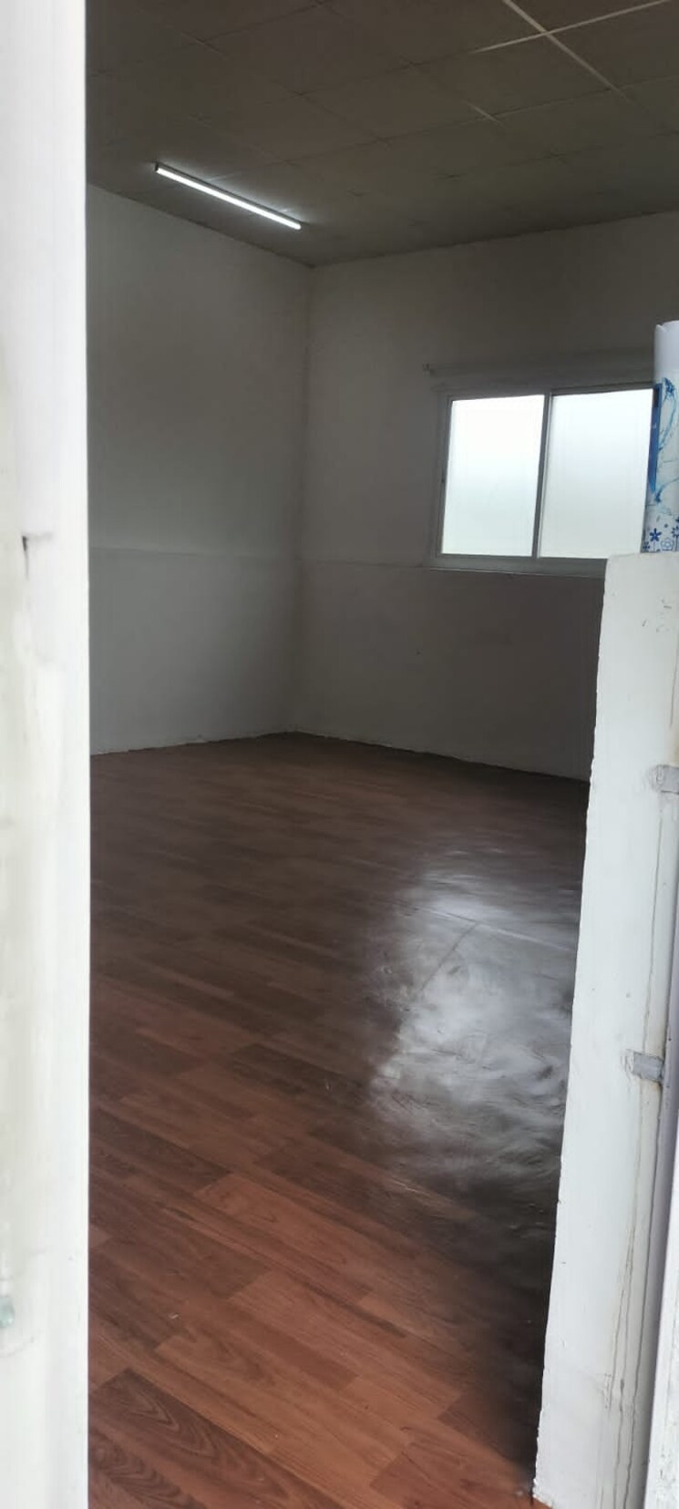 Room, undri 3 Bedroom 3000 Sq.Ft. Independent House In Undri Pune 9434205