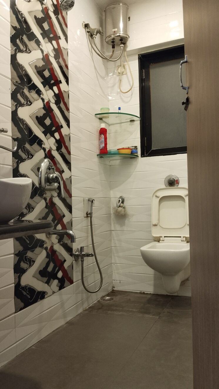 Bathroom, atlanta-heights 2 Bedroom 800 Sq.Ft. Apartment In Prabhadevi Mumbai 9434463