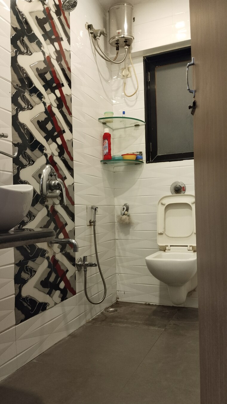 Bathroom, atlanta-heights 2 Bedroom 800 Sq.Ft. Apartment In Prabhadevi Mumbai 9434463