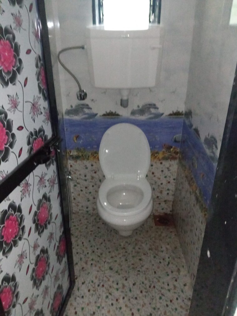 Bathroom, om-chs-powai 1 Bedroom 550 Sq.Ft. Apartment In Powai Mumbai 9434489