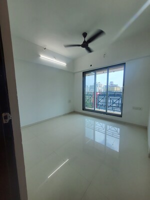 Room in 2 BHK Apartment at Cosmos Harmony, Majiwada – for Rent