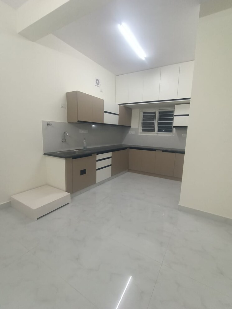 Kitchen, nri layout 2 Bedroom 1200 Sq.Ft. Builder Floor In Nri Layout Bangalore 9434530