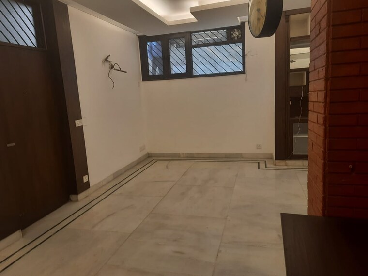 Room, saket 4 Bedroom 4000 Sq.Ft. Apartment In Saket Delhi 9434533