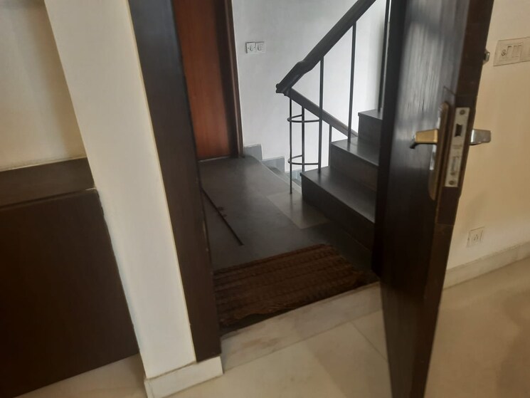 undefined, saket 4 Bedroom 4000 Sq.Ft. Apartment In Saket Delhi 9434533
