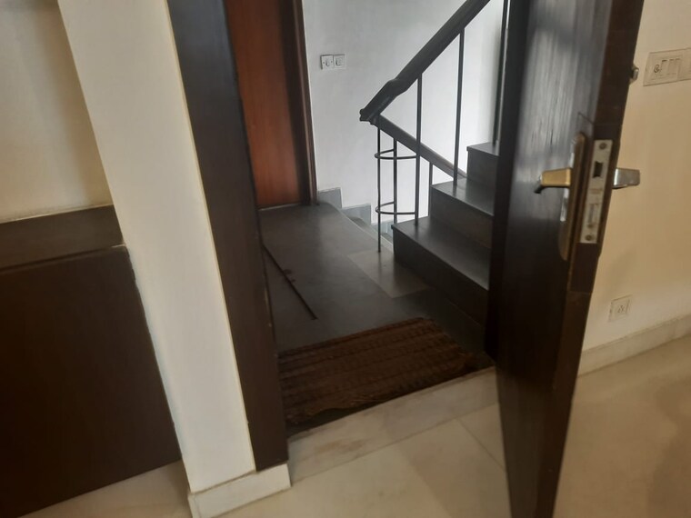 undefined, saket 4 Bedroom 4000 Sq.Ft. Apartment In Saket Delhi 9434533