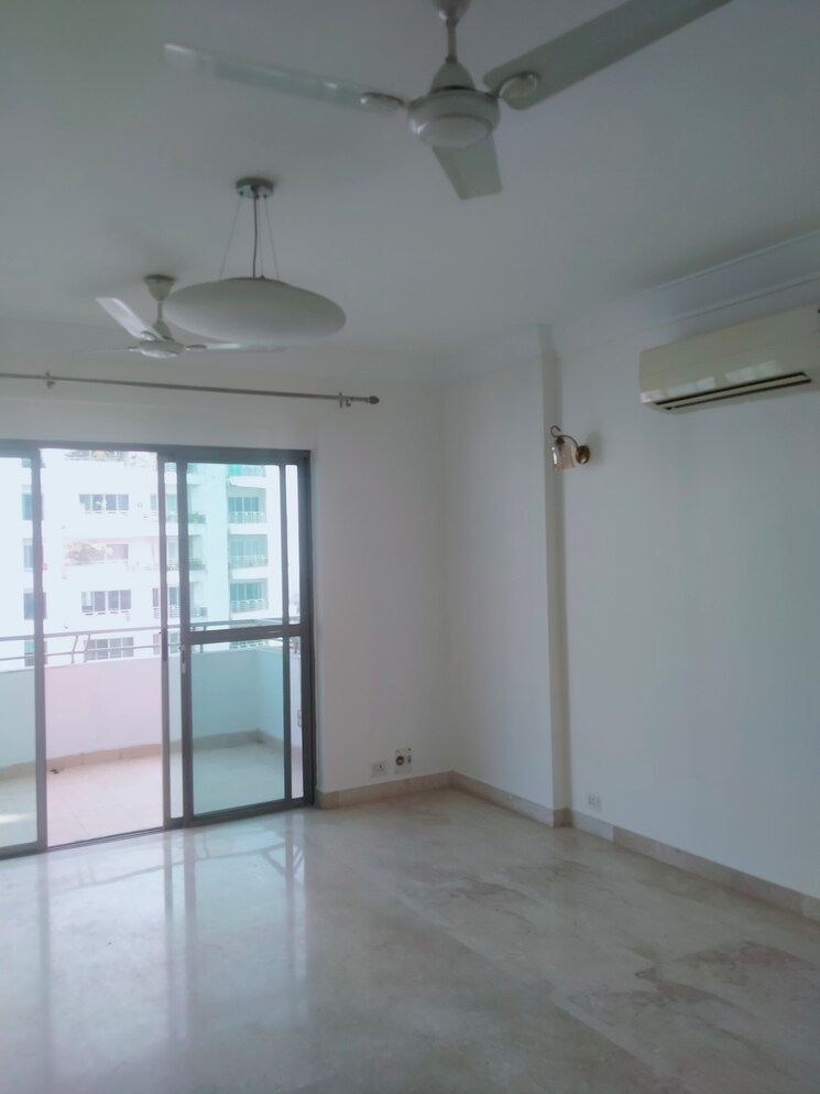 Room, parsvnath-exotica 4 Bedroom 3390 Sq.Ft. Apartment In Sector 53 Gurgaon 9434557