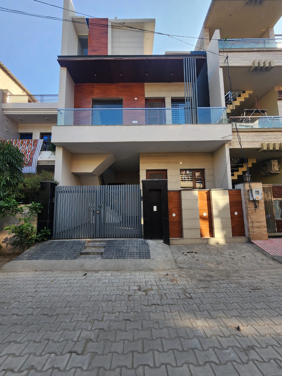 4 BHK + Extra Room Independent House For Sale in Lohgarh