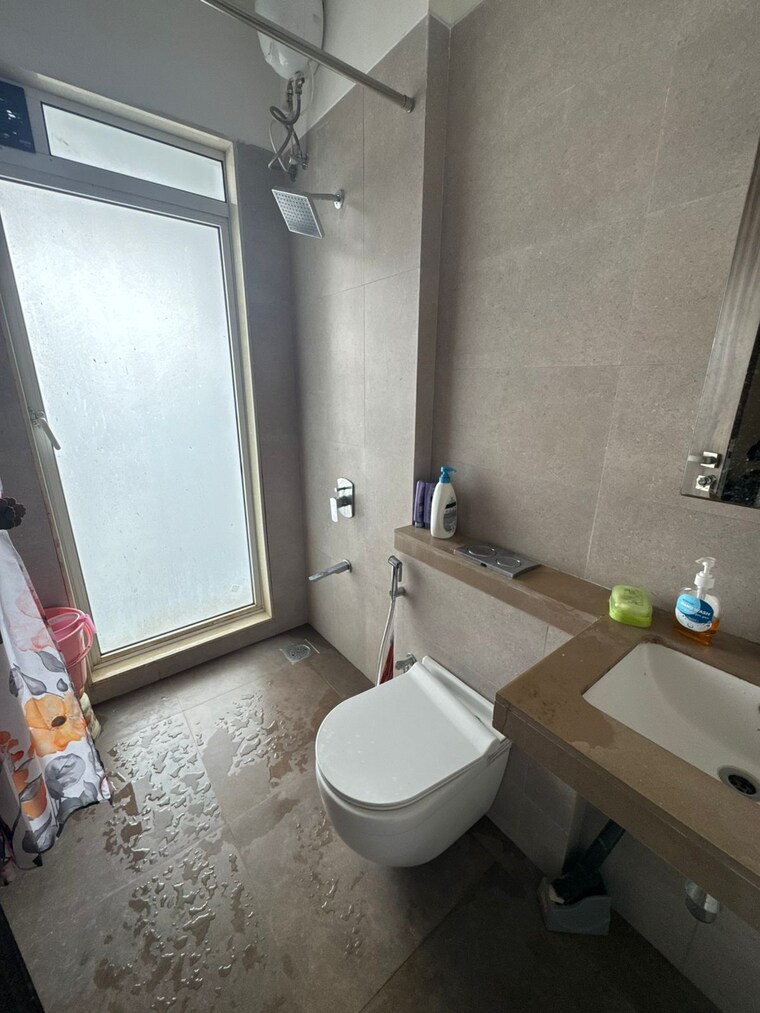 Bathroom, malad east Pg For Girls In Malad East 9434584