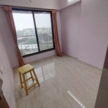 Room in 2 BHK Apartment at Andheri West – for Rent