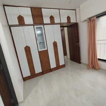 Room in 2 BHK Apartment at Andheri West – for Rent