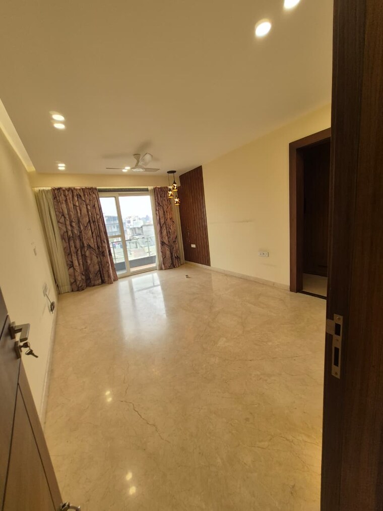 Room, craft-destination-43 4 Bedroom 300 Sq.Yd. Builder Floor In Sector 43 Gurgaon 9434629