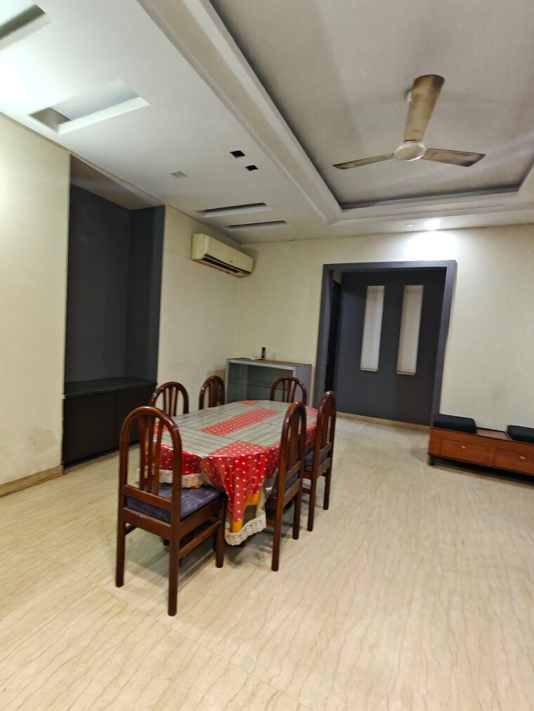 Gym, ansal-sushant-apartments 3 Bedroom 215 Sq.Yd. Builder Floor In Sushant Lok I Gurgaon 9434642