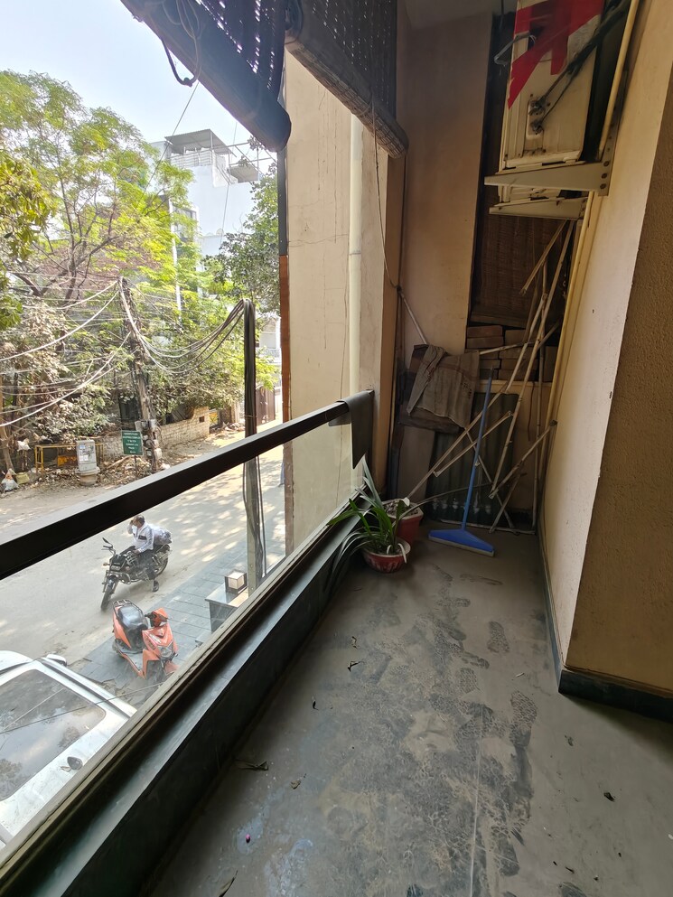 Balcony, ansal-sushant-apartments 3 Bedroom 215 Sq.Yd. Builder Floor In Sushant Lok I Gurgaon 9434642