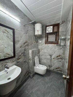 Bathroom in 2 BHK Apartment at Khirki Extension – for Rent