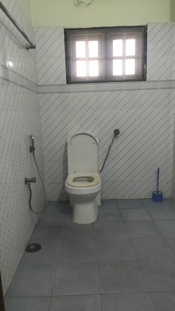 Bathroom in 3 BHK Apartment at Jubilee Hills – for Rent