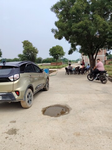  Plot – Exterior View View at Sector 16b Greater Noida - for Sale