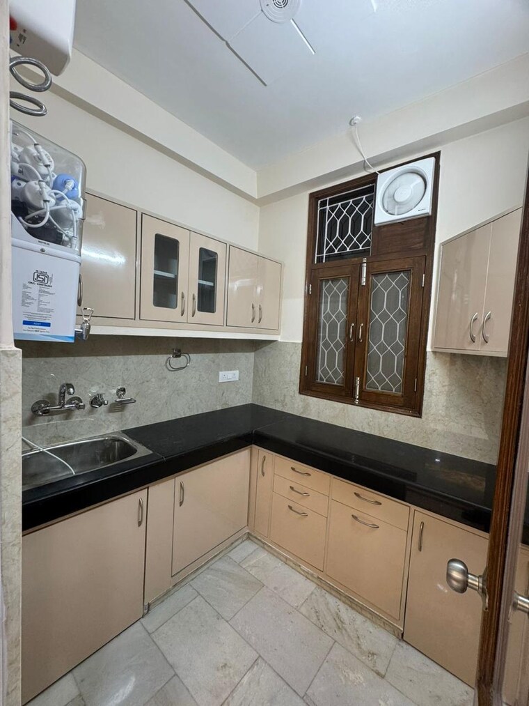 Kitchen, khirki extension 2 Bedroom 900 Sq.Ft. Apartment In Khirki Extension Delhi 9434721