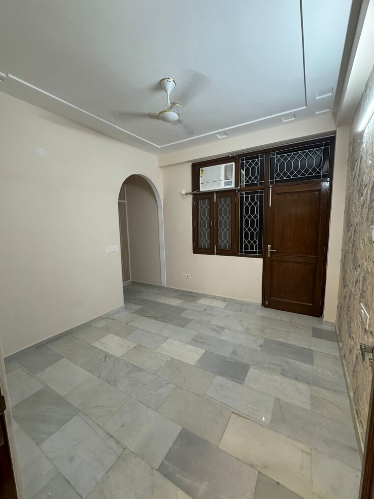 Living Room, khirki extension 2 Bedroom 900 Sq.Ft. Apartment In Khirki Extension Delhi 9434721