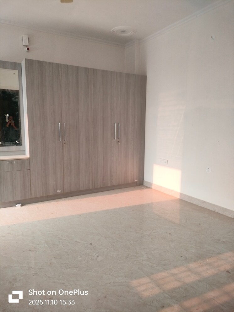 Room, patel nagar 2 Bedroom 1500 Sq.Ft. Builder Floor In Patel Nagar Gurgaon 9434737