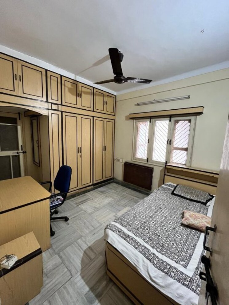 Bedroom, satguru-heights 3 Bedroom 1750 Sq.Ft. Apartment In Gulmohar Colony Indore 9434730