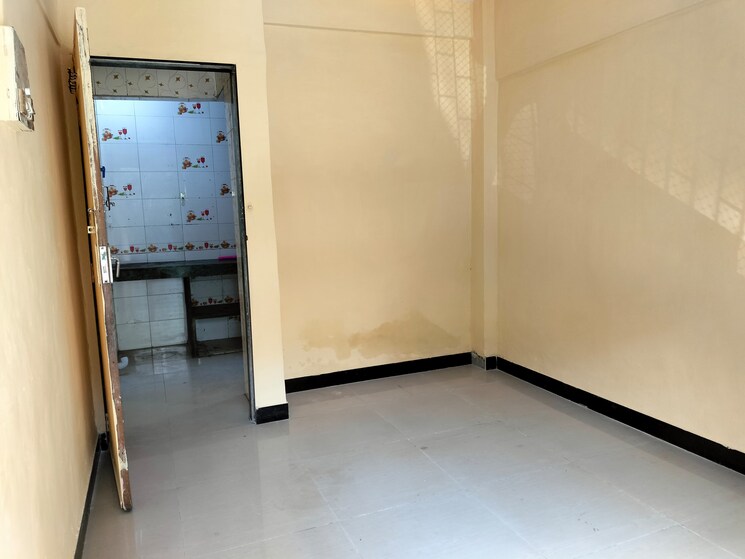 Room, geeta-abhas-chs 2 Bedroom 600 Sq.Ft. Apartment In Mira Road Thane 9434782