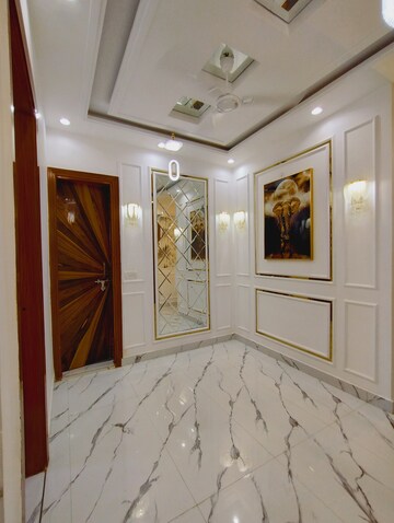 Furnished Amenities in 3 BHK Builder Floor at Uttam Nagar – for Sale