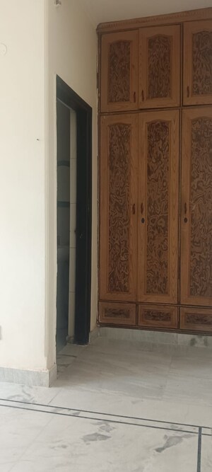 Bedroom in 4 BHK Apartment at DLF Westend Heights, Sector 53 – for Rent