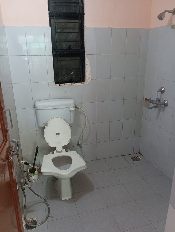 Bathroom, borbari 2 Bedroom 1000 Sq.Ft. Builder Floor In Borbari Guwahati 9434850