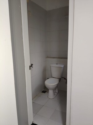 Bathroom in 2 BHK Apartment at M3M Heights, Sector 65 – for Rent