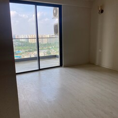 3 BHK + Servant Room Apartment For Sale in Bestech Park View Spa