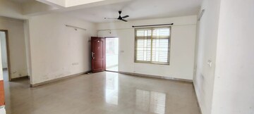 Room in 3 BHK Apartment at Solitaire Residency Hennur Road, Hennur Road – for Rent