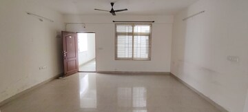 Room in 3 BHK Apartment at Solitaire Residency Hennur Road, Hennur Road – for Rent