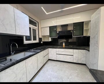 Kitchen in 3 BHK Builder Floor at Green Park – for Rent