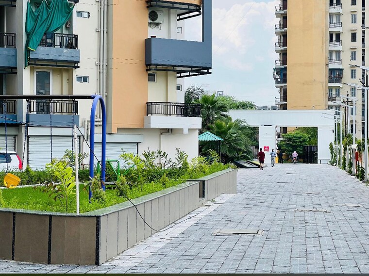 Exterior View, ratan-galaxy 3.5 Bedroom 1917 Sq.Ft. Apartment In Vrindavan Yojna Lucknow 9434954