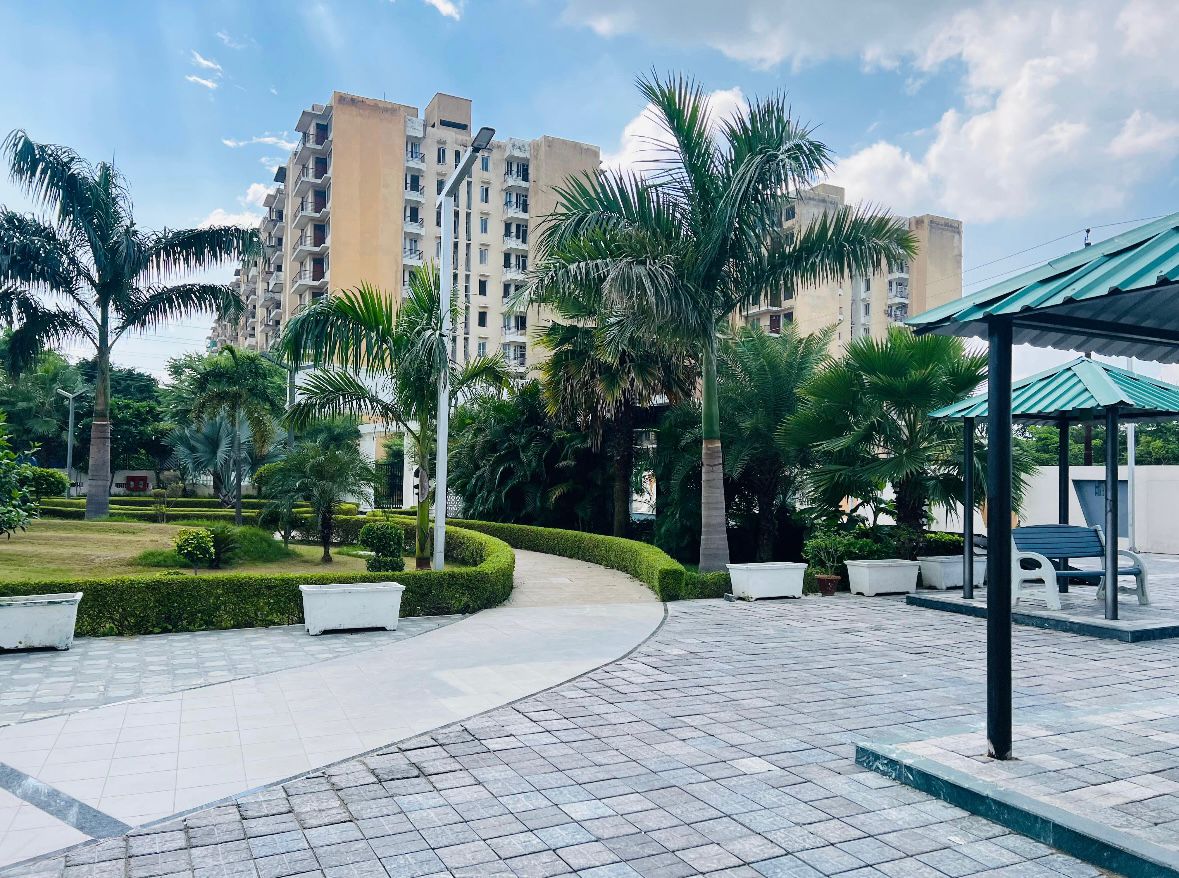 3.5 BHK + Study Room Apartment For Sale in Ratan Galaxy