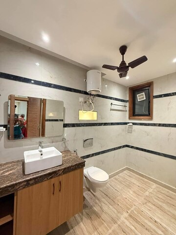 Kitchen in 1 BHK Builder Floor at Dlf Cyber City, Sector 24 – for Rent