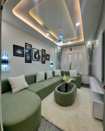 6 BHK Apartment For Rent in Andheri West