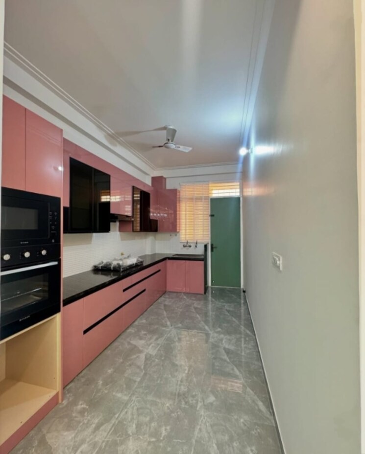 Kitchen, andheri west 6 Bedroom 6000 Sq.Ft. Apartment In Andheri West Mumbai 9434971