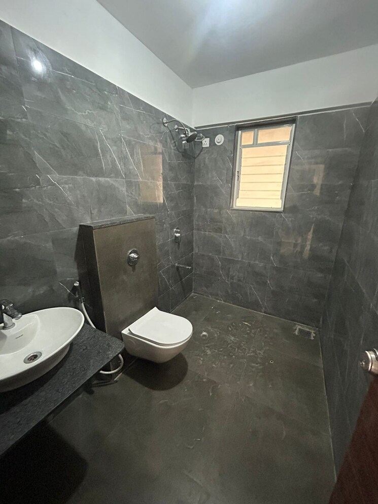 Bathroom, rachana-bella-casa 3 Bedroom 1166 Sq.Ft. Apartment In Baner Pune 9434974