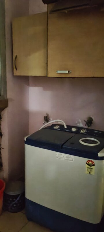 Furnished Amenities in 3 BHK Apartment at Gomti Nagar – for Rent