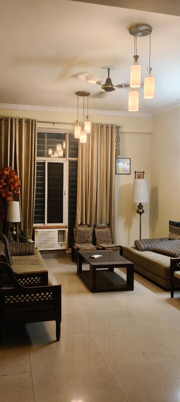 Living Room in 3 BHK Apartment at Gomti Nagar – for Rent