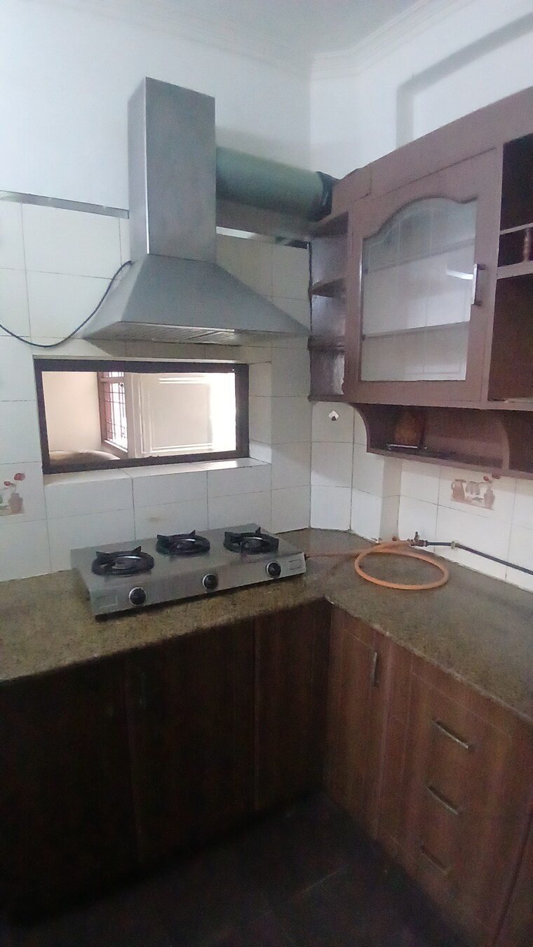 Kitchen, shaurya-apartments 3 Bedroom 1800 Sq.Ft. Apartment In Sector 62 Noida 9435026