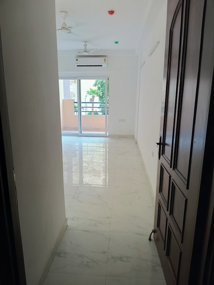 Living Room, purvanchal-royal-city-ii 3 Bedroom 1815 Sq.Ft. Apartment In Chi V Greater Noida Greater Noida 9435020