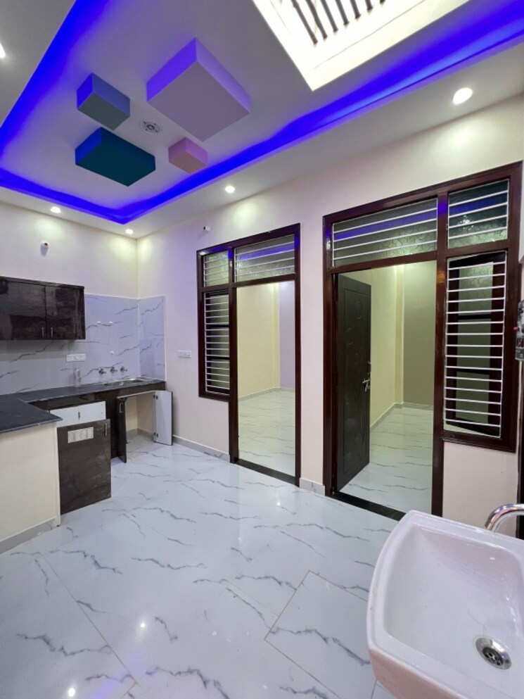 Master Bedroom, samartha-meghdoot-apartment 4 Bedroom 2807 Sq.Ft. Apartment In Andheri West Mumbai 9435014