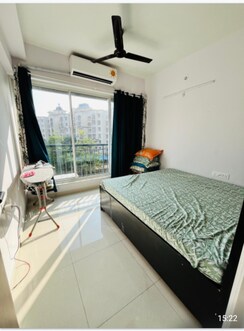 2 BHK Apartment For Sale in L & T Seawoods Residences Phase 1 Part A