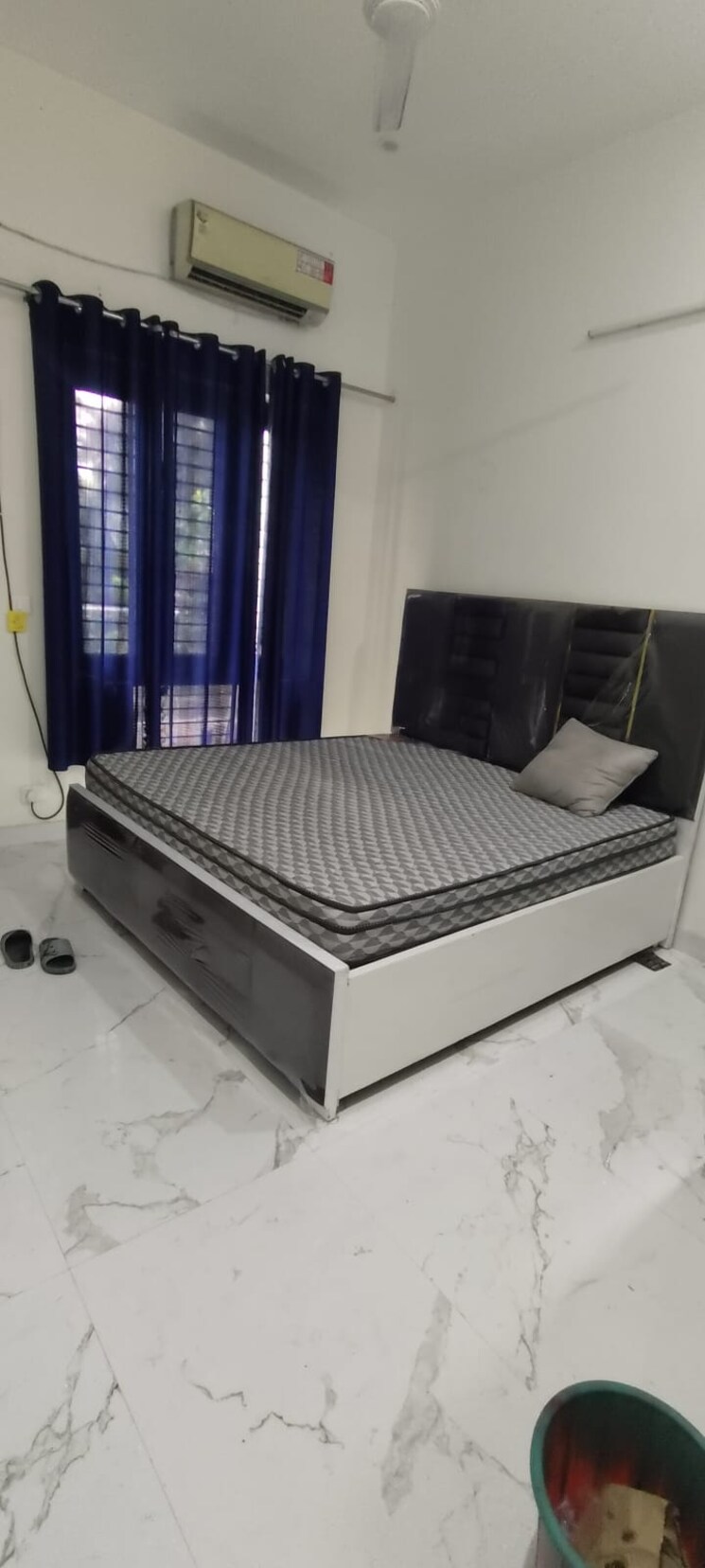 Bedroom, amrapali-leisure-valley 5 Bedroom 2950 Sq.Ft. Apartment In Tech Zone 4 Greater Noida Greater Noida 9435063