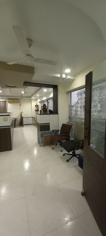  Office Space For Rent in Navrangpura