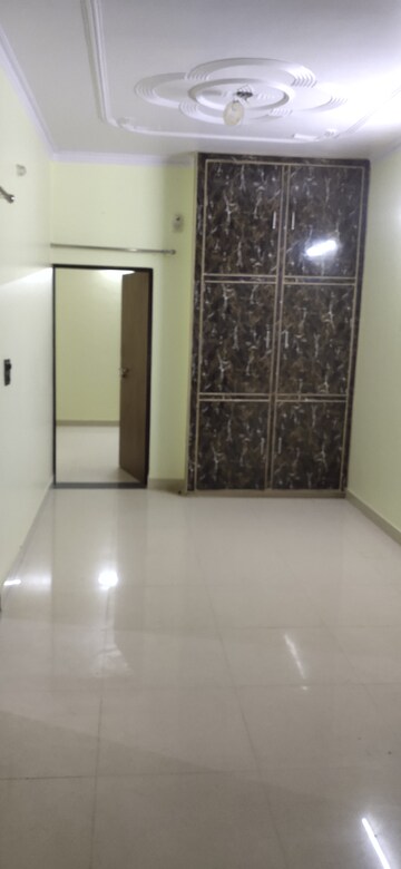 Furnished Amenities in 5 BHK Independent House at Dayal Bagh – for Sale
