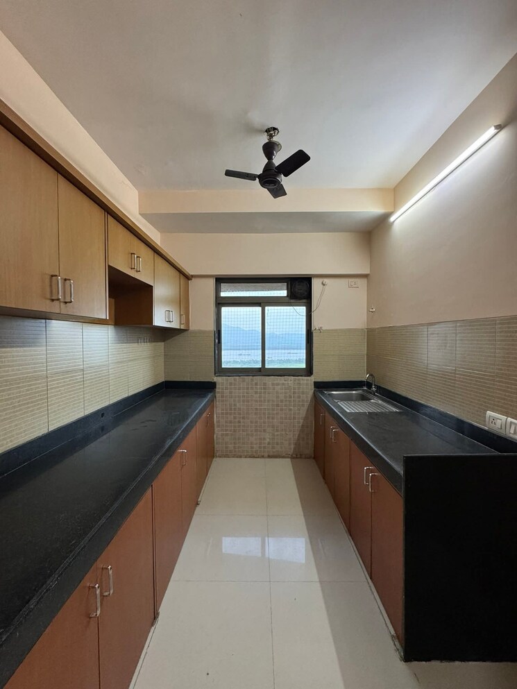 Kitchen, lodha-splendora 3 Bedroom 1200 Sq.Ft. Apartment In Ghodbunder Road Thane 9435156