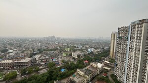 3 BHK Apartment – Exterior View View at Amrapali Platinum, Sector 119 - for Sale